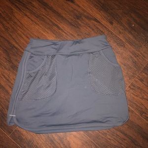 Gray tennis skirt with pockets
